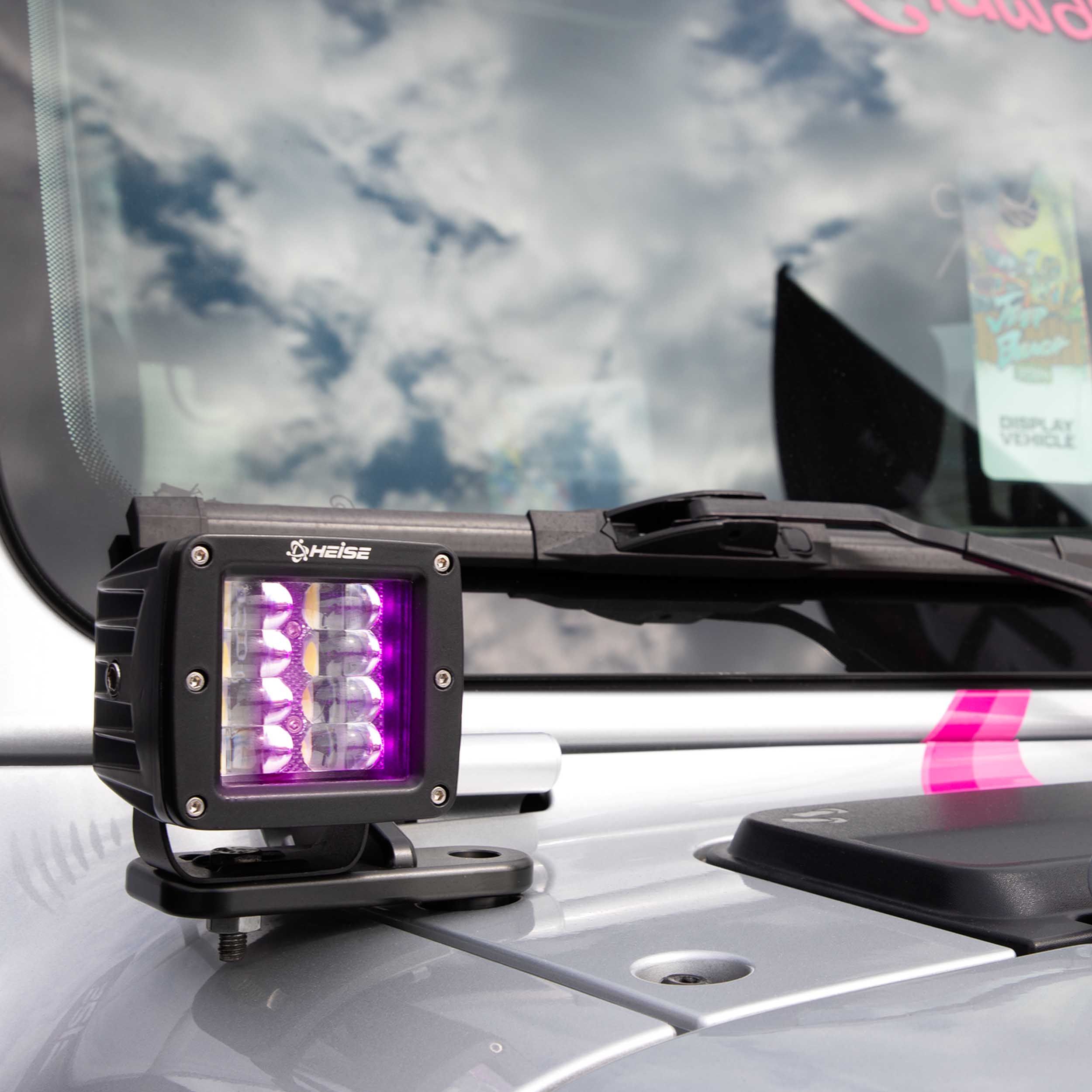 Standard Mount Chasing LED Cube Lights