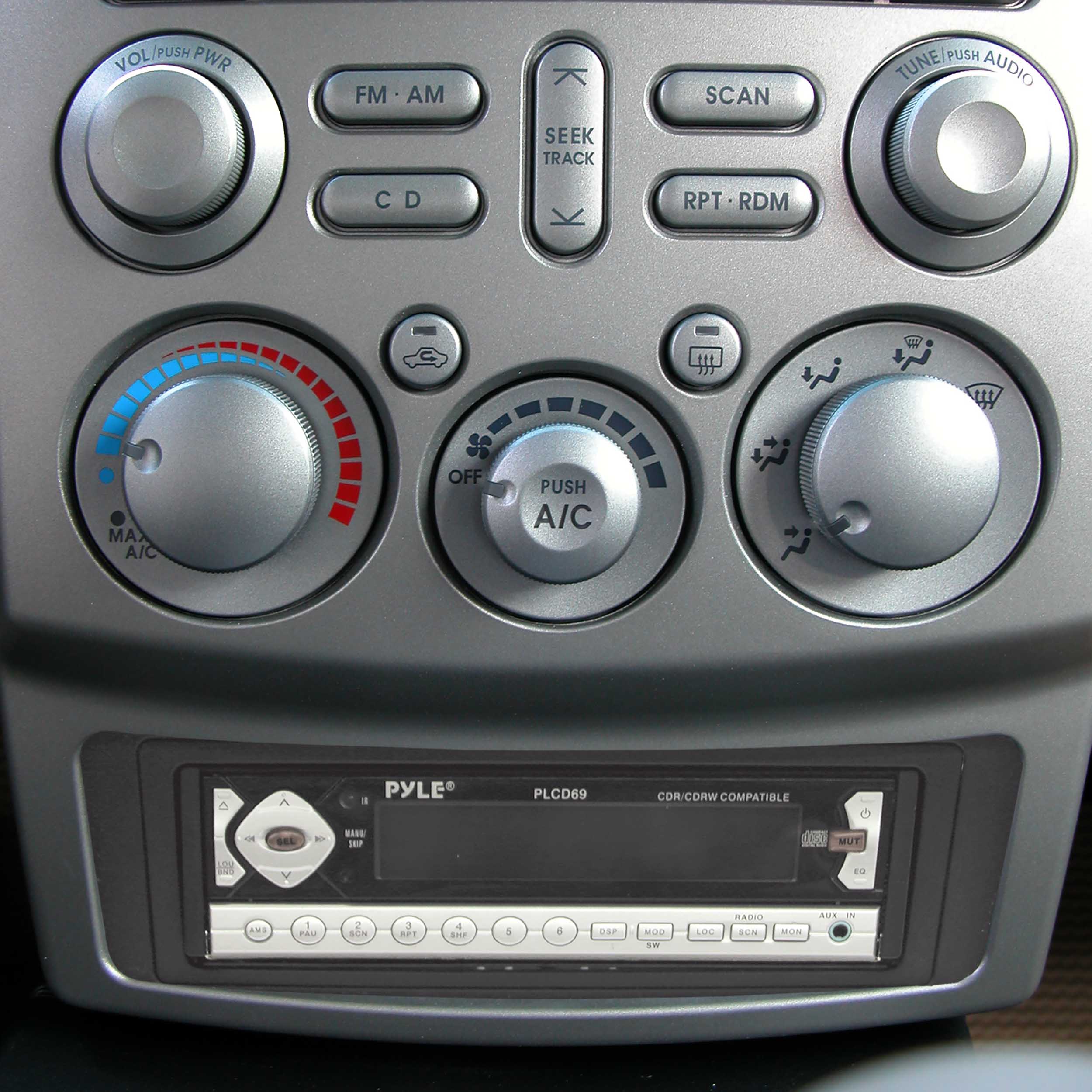 Mitsubishi Endeavor Kit 2004-2011