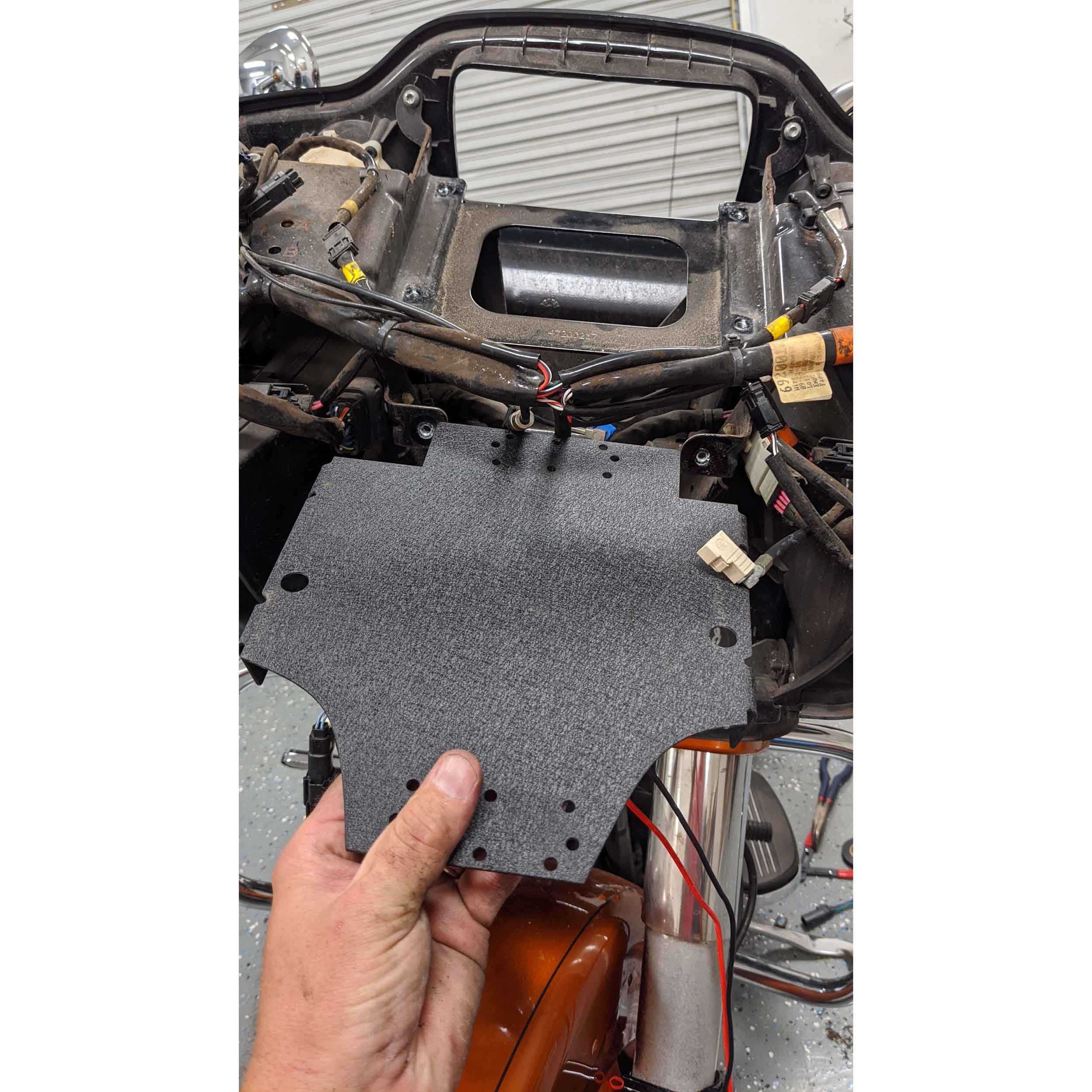 Amplifier Bracket Harley-Davidson Road Glide 2015-2023.5