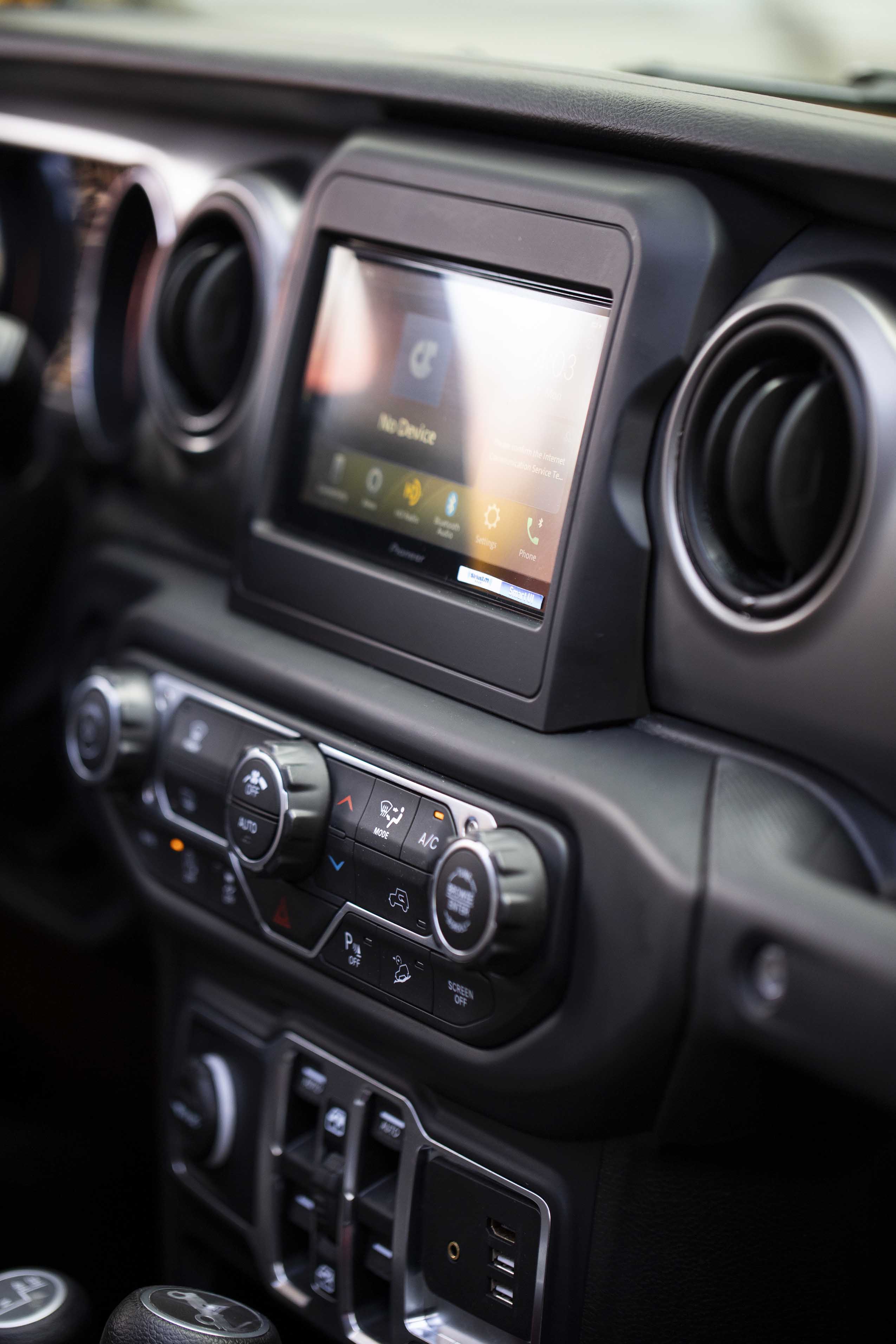 Pioneer Radio Integration Package - Fits Jeep Wrangler JL 20