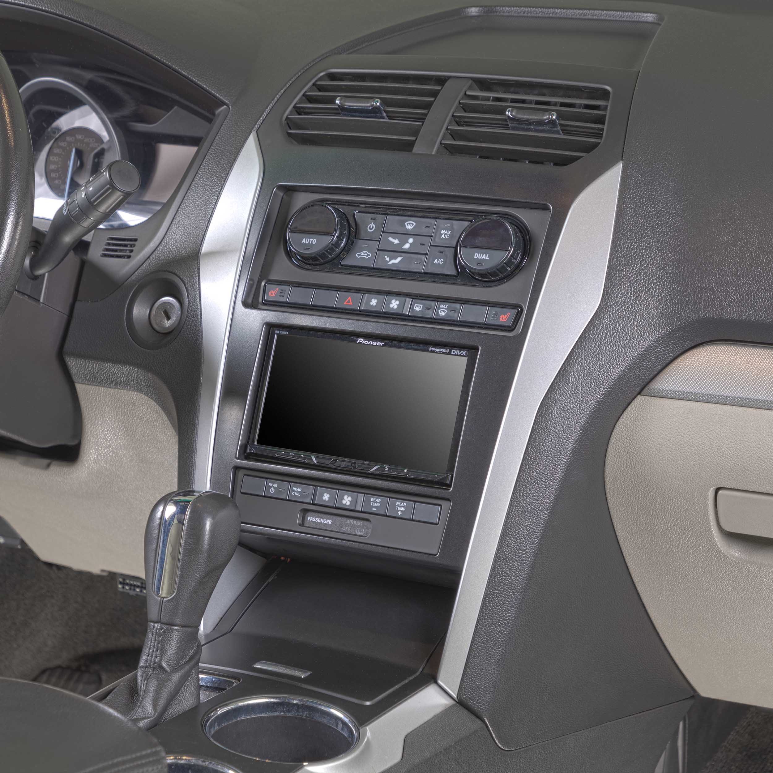 Ford Explorer 2011-2019 (Non-Sony With Factory 8" Screen)