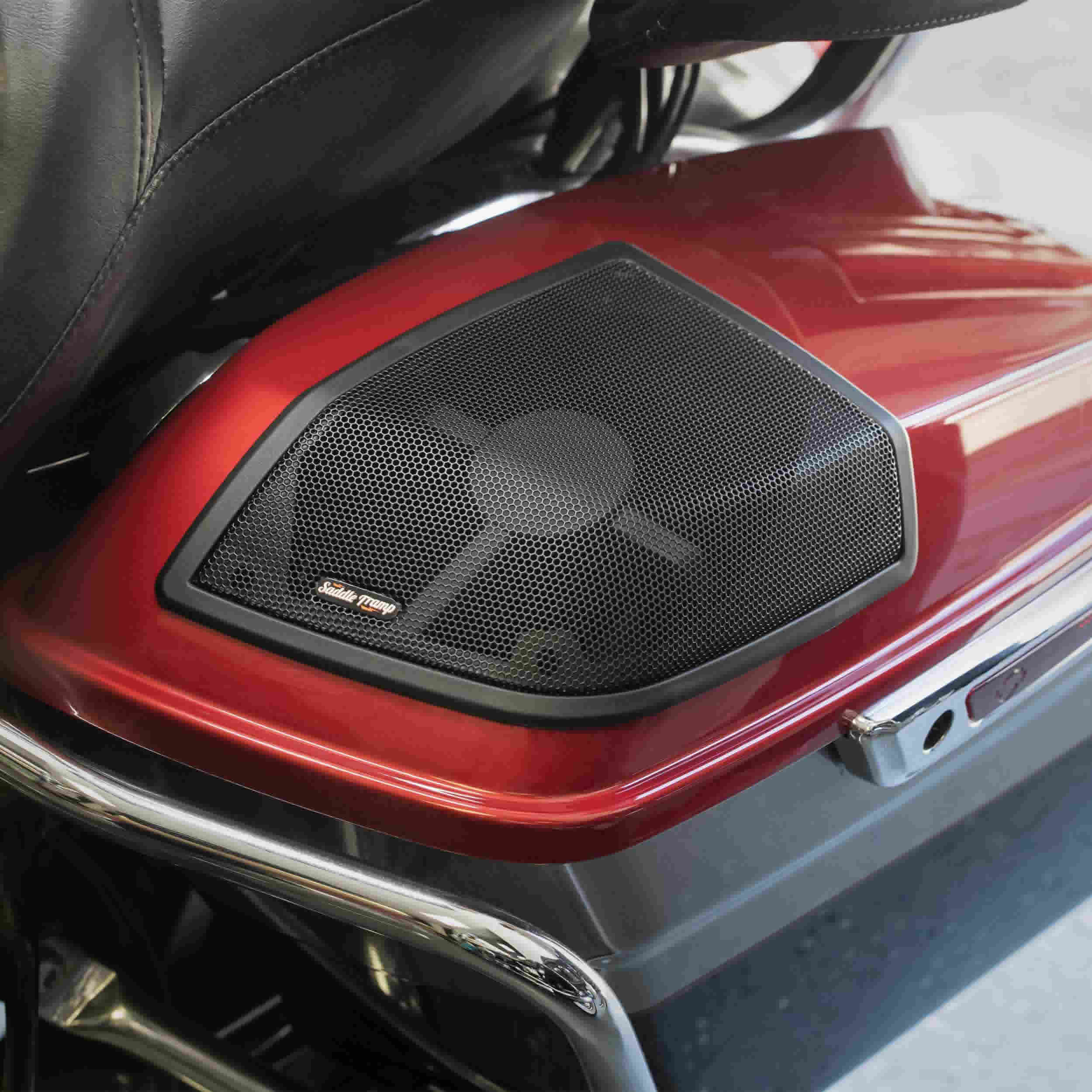CUT-IN SADDLEBAG LIDS - FITS HARLEY-DAVIDSON 2014-2023.5