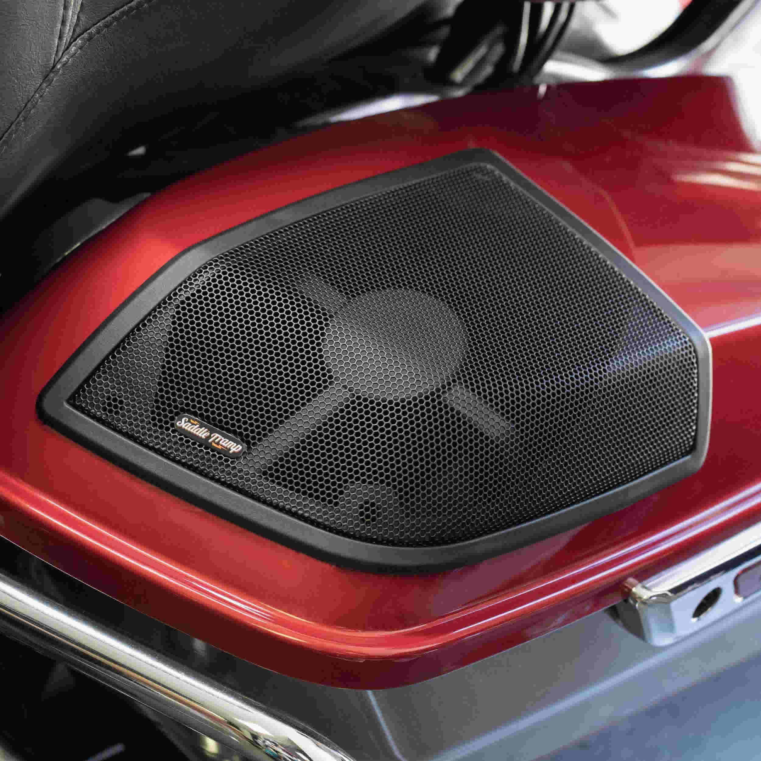 CUT-IN SADDLEBAG LIDS - FITS HARLEY-DAVIDSON 2014-2023.5