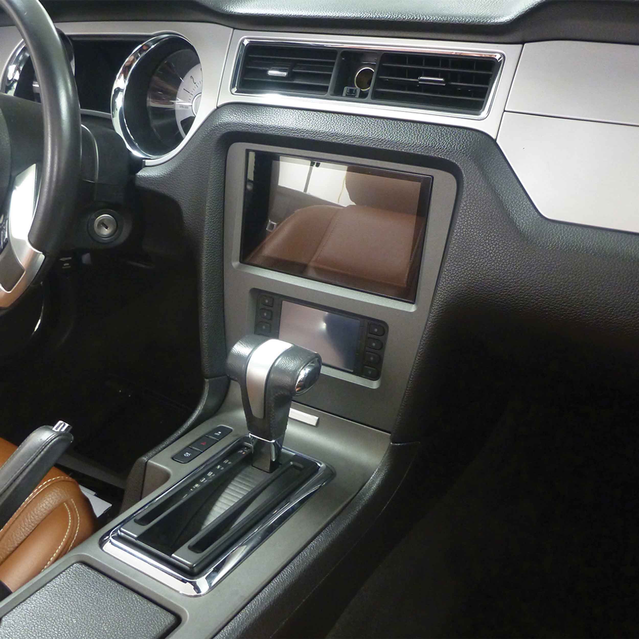 Ford Mustang 2010-2014 - For Pioneer 8" Radios