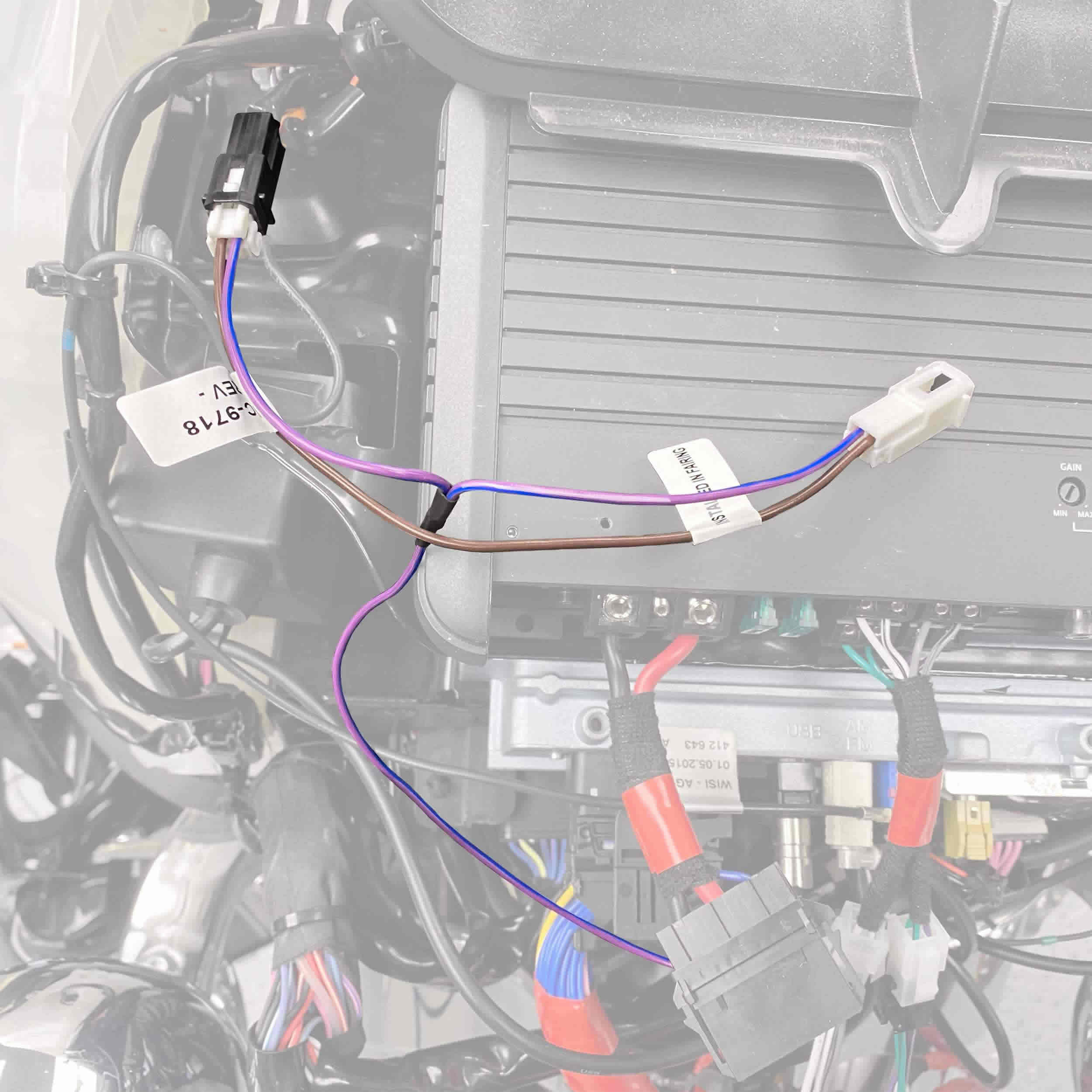 Accessory T-Harness - Fits Harley-Davidson® FLH/FLT 2014 - 2