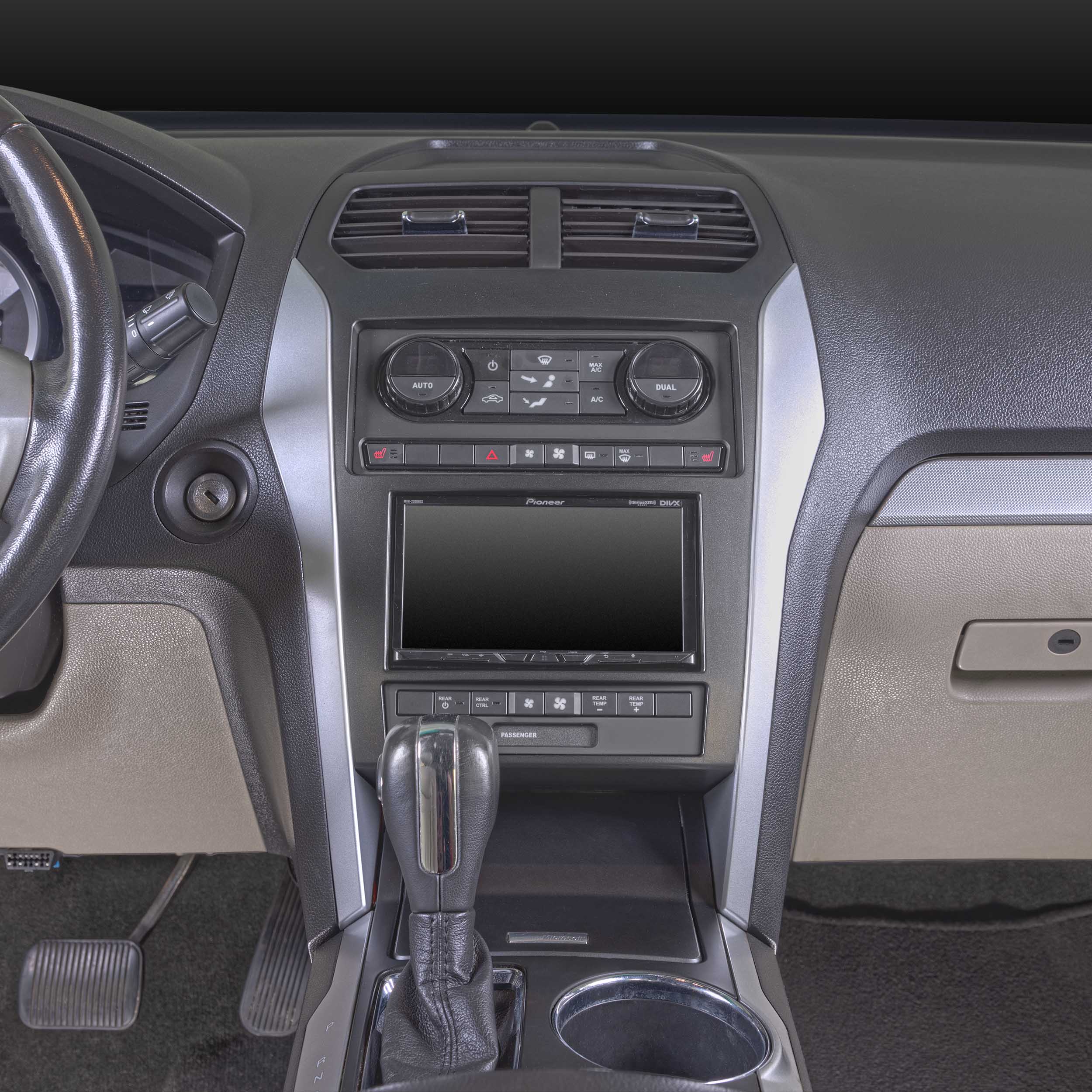 Ford Explorer 2011-2019 (Non-Sony With Factory 8" Screen)